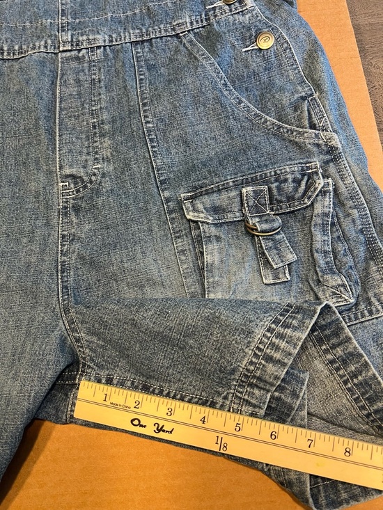 Vintage 90’s Disney Denim Mickey Mouse Overalls Jean Short USA Romper SZ Large - Picture 5 of 15